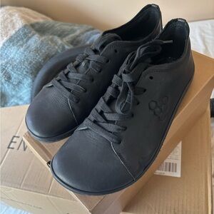 Vivo Barefoot Men's Black Sneakers